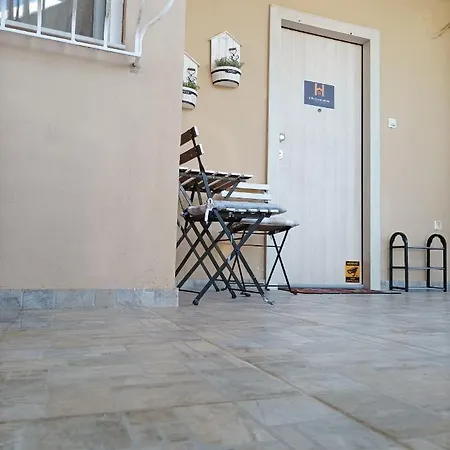 Constantina - βίλα κωνσταντίνα Artemida (Attica)